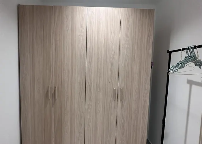 Quiet Private & In Spinola Bay Near Beaches - Shared Privat bolig Saint Julian's