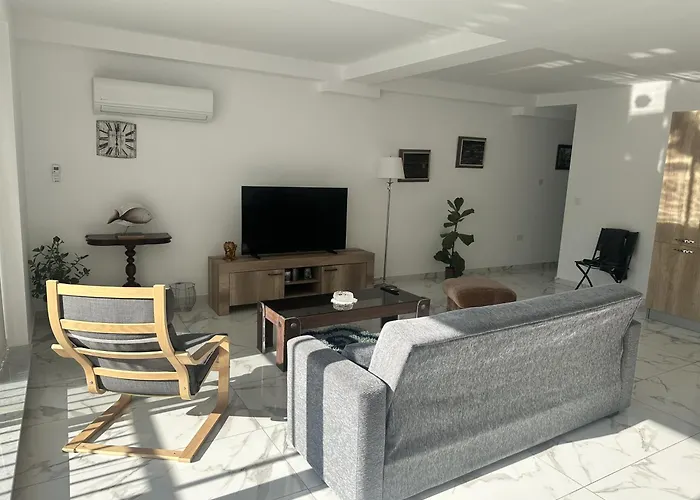 Quiet Private & In Spinola Bay Near Beaches - Shared Сент Джулианс