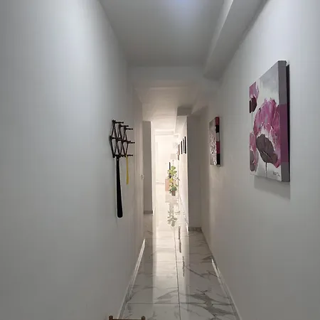 Quiet Private & In Spinola Bay Near Beaches - Shared * San Ġiljan